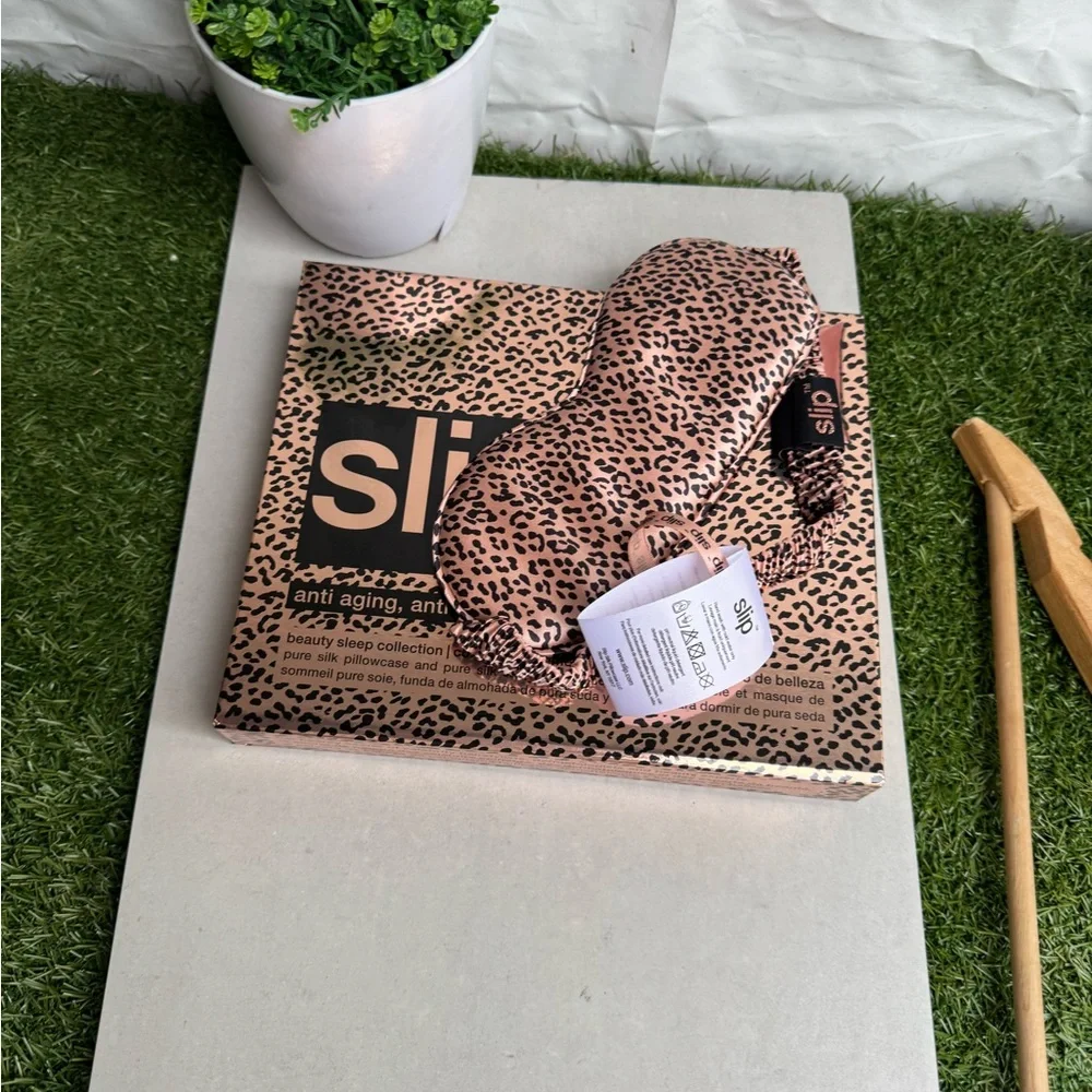 Slip Leopard Print Sleep Mask brand new in box